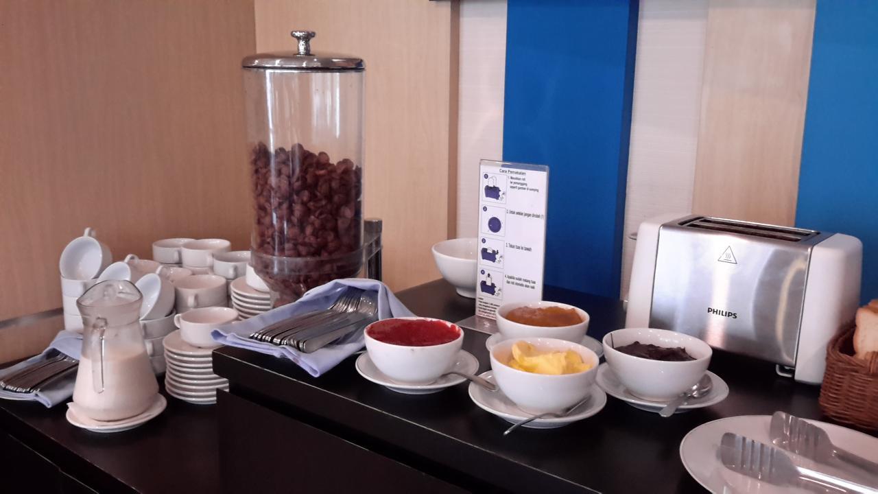 Hotel Brothers Biru Solo Baru Zewnętrze zdjęcie