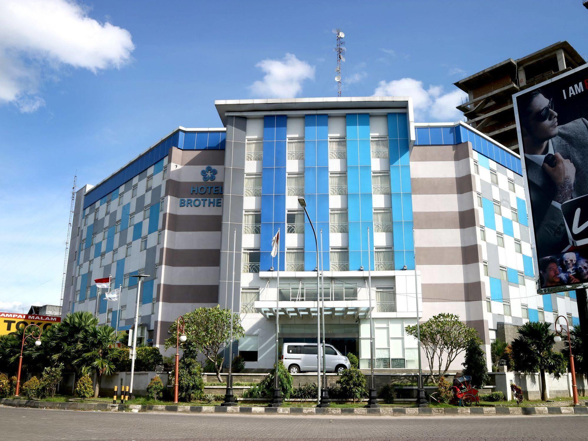 Hotel Brothers Biru Solo Baru Zewnętrze zdjęcie