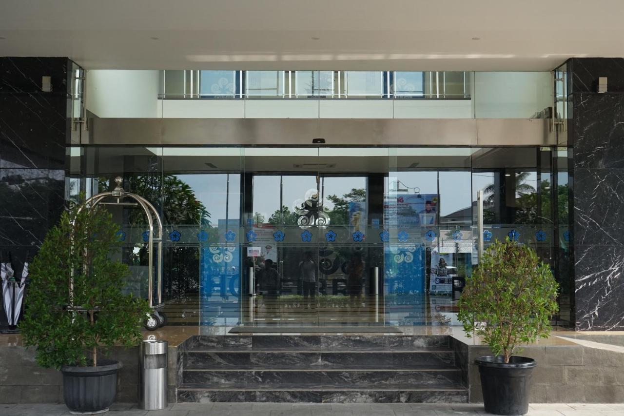 Hotel Brothers Biru Solo Baru Zewnętrze zdjęcie