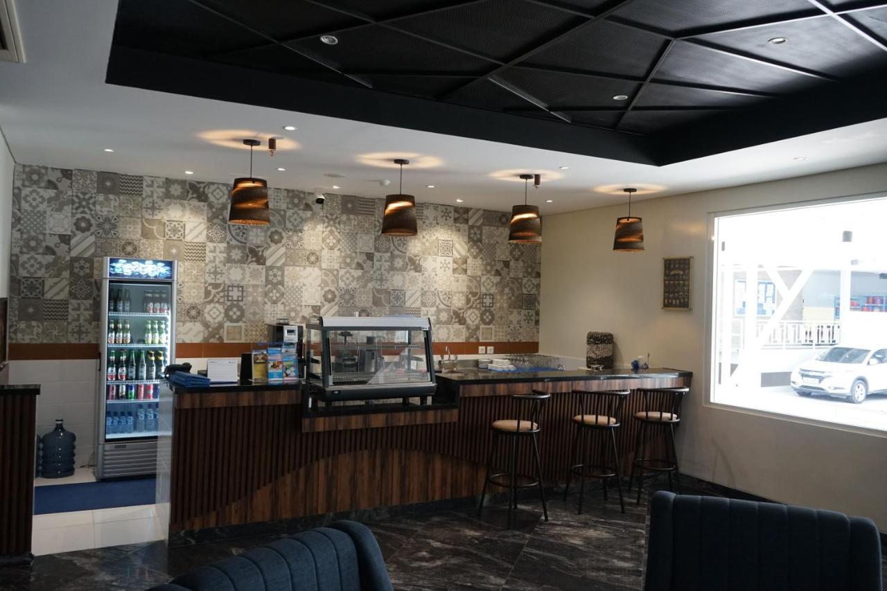 Hotel Brothers Biru Solo Baru Zewnętrze zdjęcie